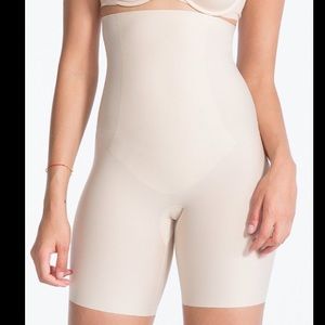 Spanx Thinstincts® High-Waisted Mid-Thigh Short